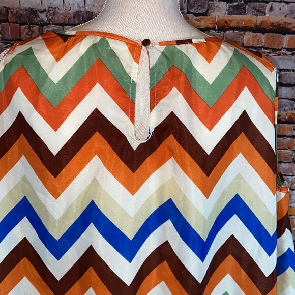 Chevron Umgee Cold Shoulder Blouse - Picture 6 of 8